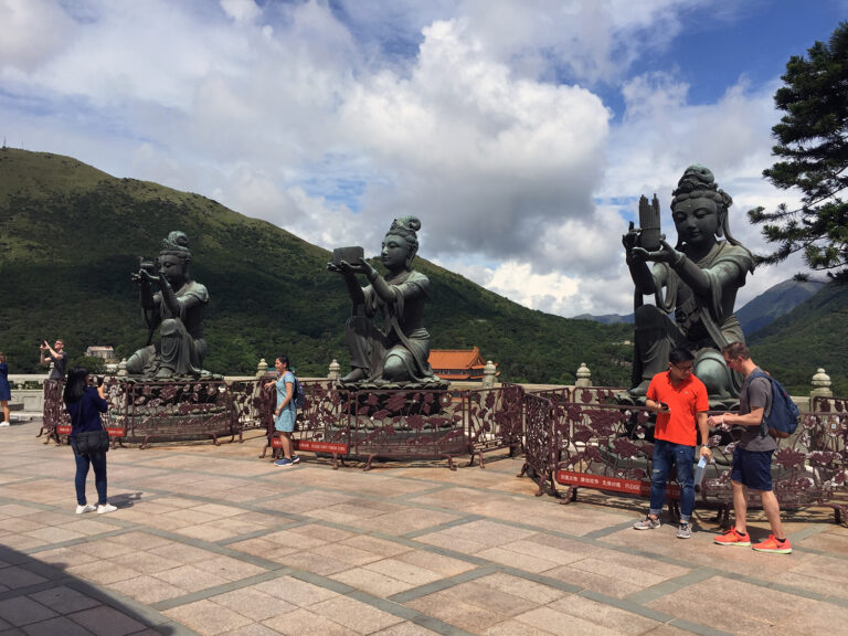 Isla Lantau Gran Buda Monasterio Po Lin Hong Kong 3475