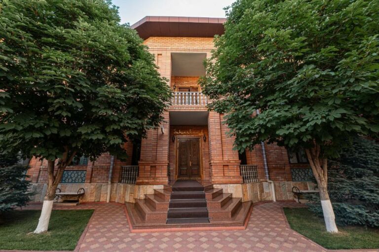 Ichan Qal'a Premium Class Hotel 22
