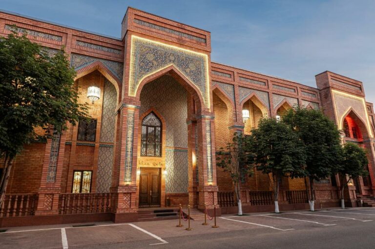 Ichan Qal'a Premium Class Hotel
